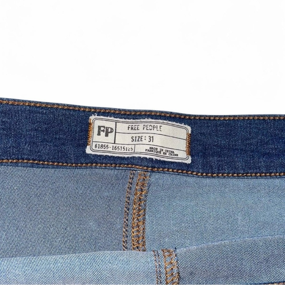 Free People blue denim patchwork boho indie festival shorts in size 31. Preloved - Picture 4 of 4